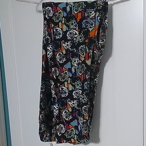 LulaRoe Tall and Curvy Leggings (TC2)